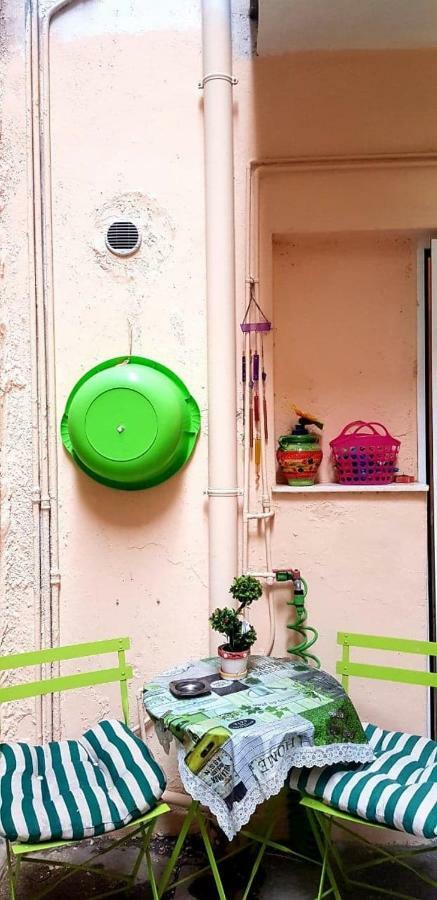 •Budget Travellers •Great Location Athen Exterior foto